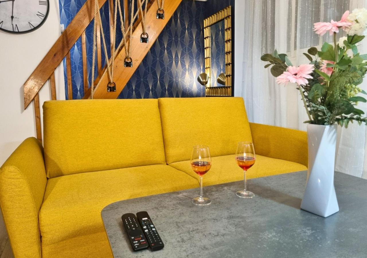 Apartamento Escale Au Coeur Du Mans, Entre Gare Et Centre Le Mans Exterior foto